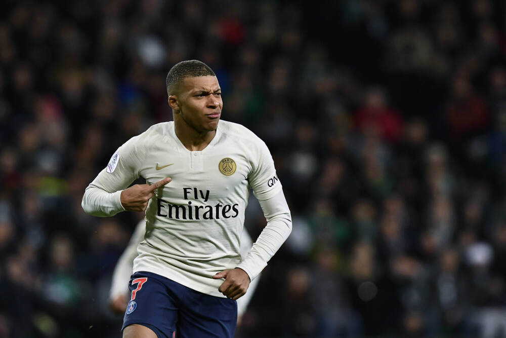 不只是造车, 福建奔驰的绿色野心与公益初心